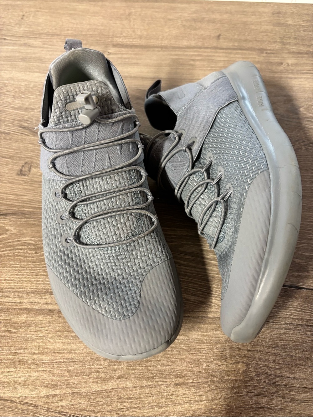 Nike Free Run Cmtr Running Sneakers Size 9 Grey